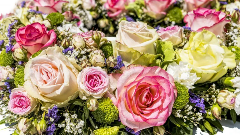 Blumen Strauß Rosen