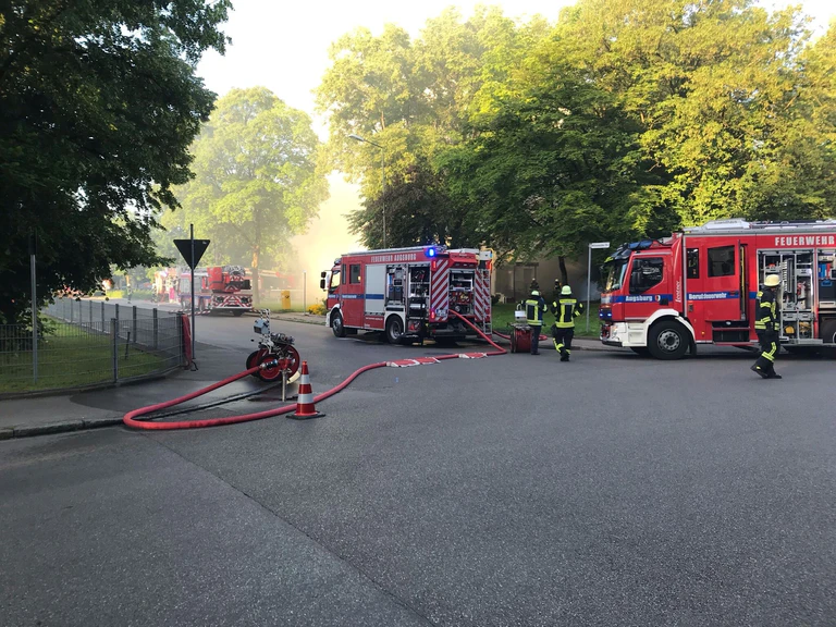 Brand, Feuer, Mittenwaldstraße 2024 — © Bild: Feuerwehr Augsburg