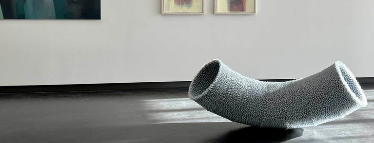— © Bild: 74. Schwäbische mit einem Werk von Erwin Roth