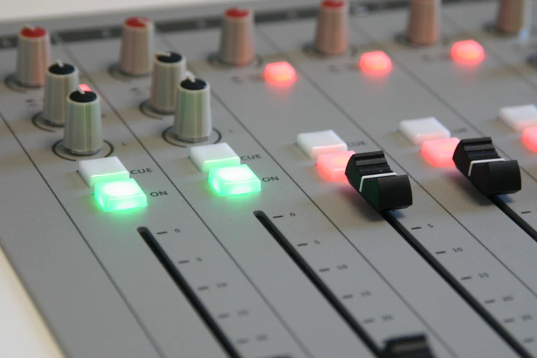 Radiomischpult bei RADIO AUGSBURG